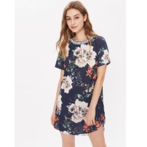 NWOT Floral Shift Dress